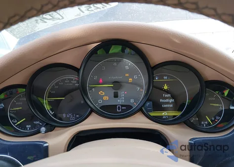 2014 Porsche Panamera E-Hybrid S из США, поврежденный, VIN WP0AD2A77EL044504